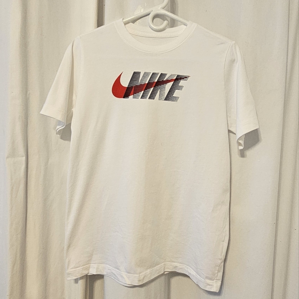 NIKE - White T-Shirt - Unisex